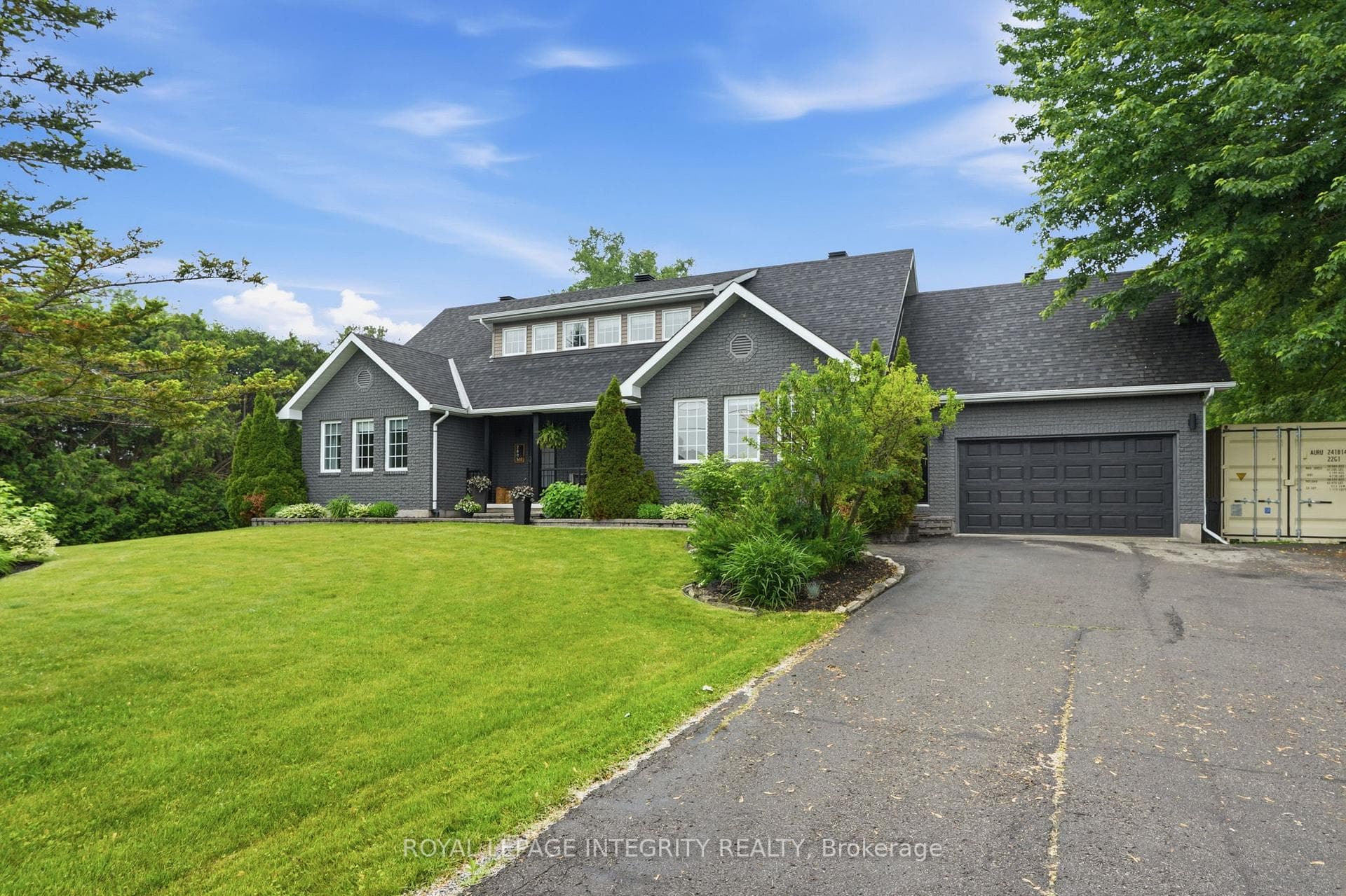 2895 Des Trembles Avenue, Orleans - Cumberland and Area, ON K4C 1B6 - Photo 1