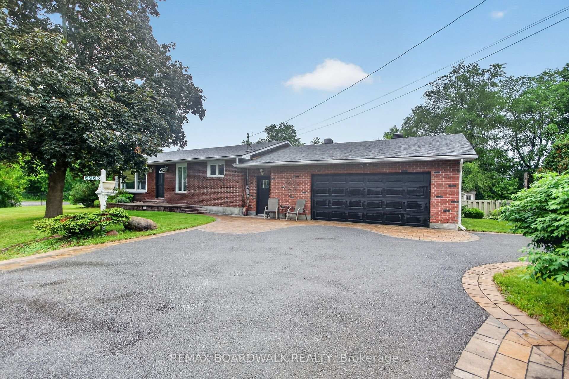 6963 Marco Street, Greely - Metcalfe - Osgoode - Vernon and Area, ON K4P 1C4 - Photo 1