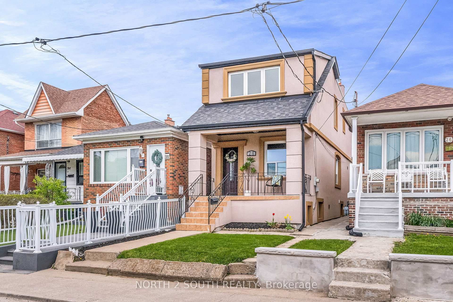 28 Teignmouth Avenue, Toronto W03