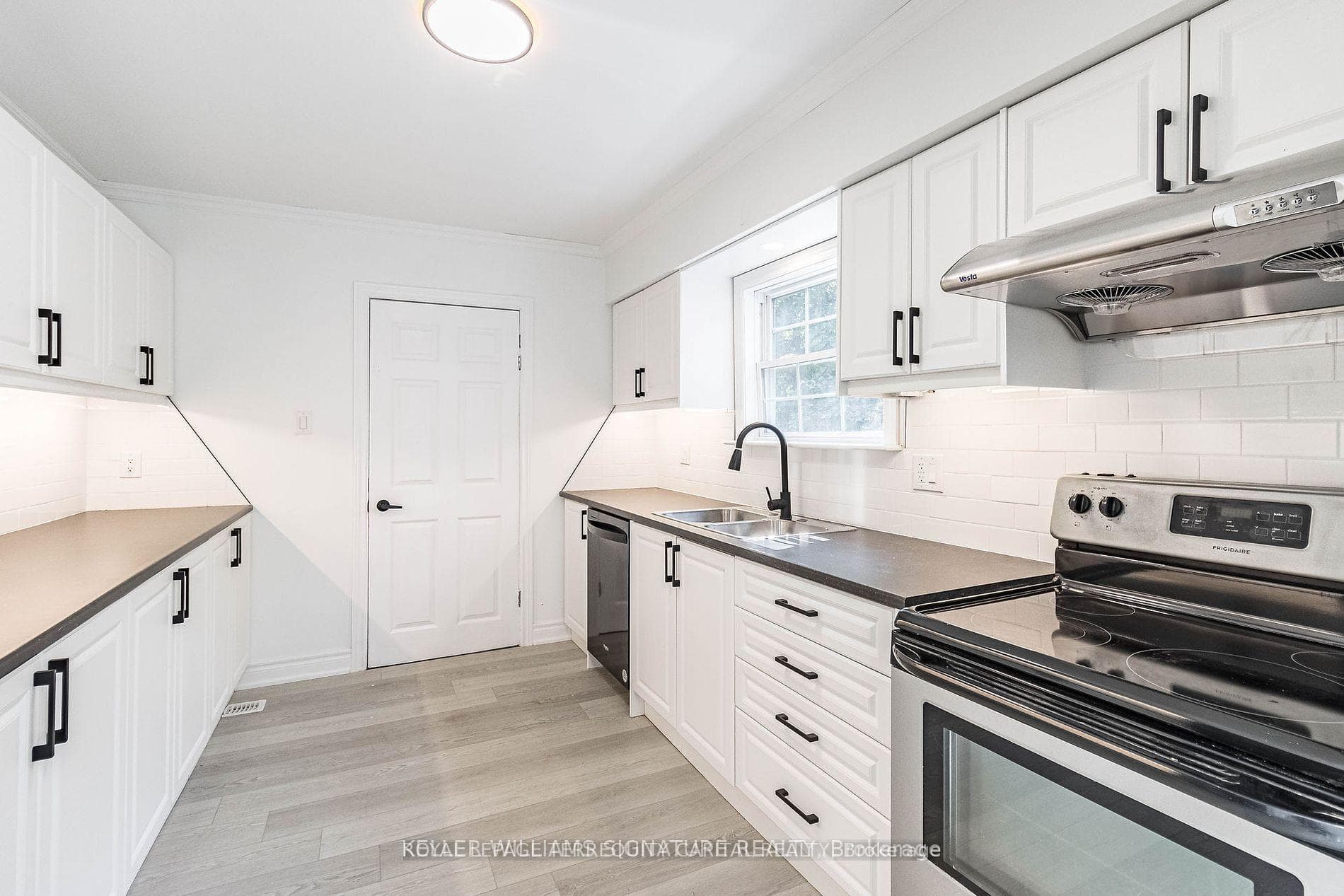144 Garner Avenue Unit Main, Welland