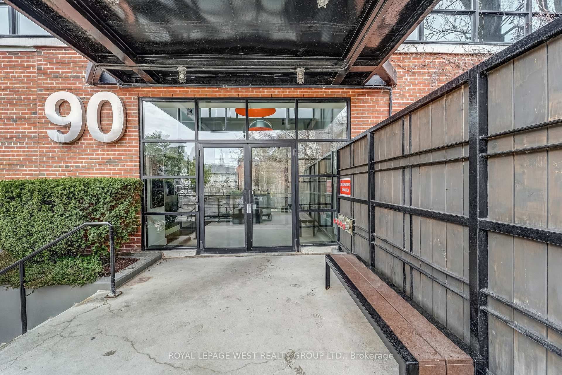 90 Sumach Street Unit 416, Regent Park / Cabbagetown / St. James Town, ON M5A 4R4 - Photo 1