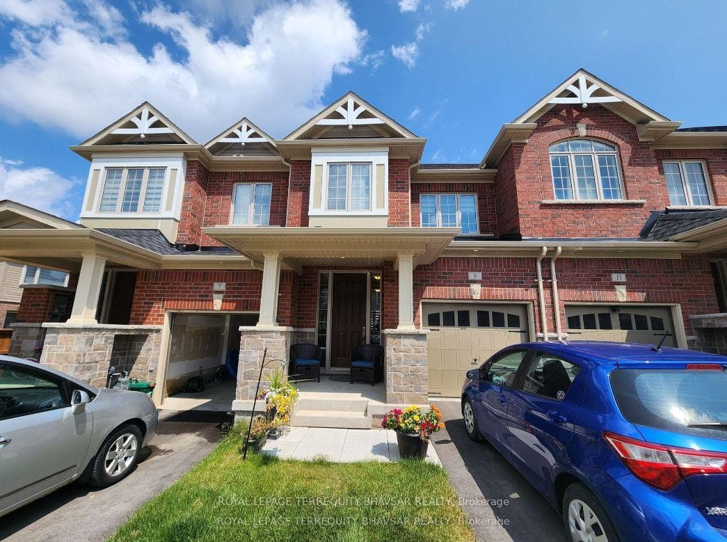 9 Roywood Street, Kitchener, ON N2R 0S5 - Photo 1