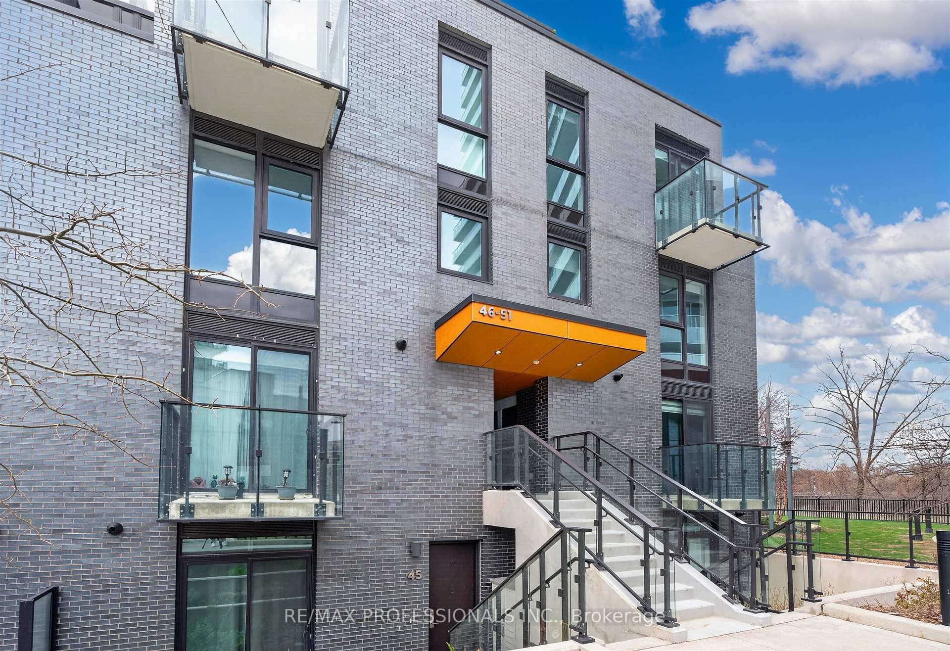 10 Brin Drive Unit TH48, Etobicoke (Islington / Rexdale), ON M8X 0B3 - Photo 1