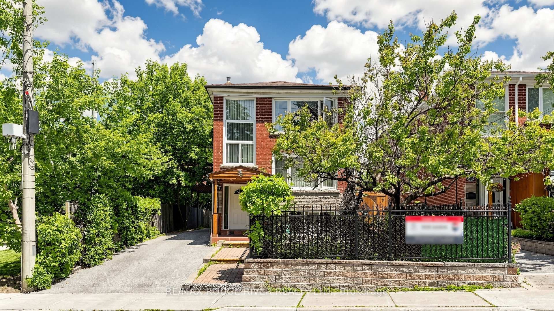 263 Oak Park Avenue, Danforth / East York, ON M4C 4N4 - Photo 1