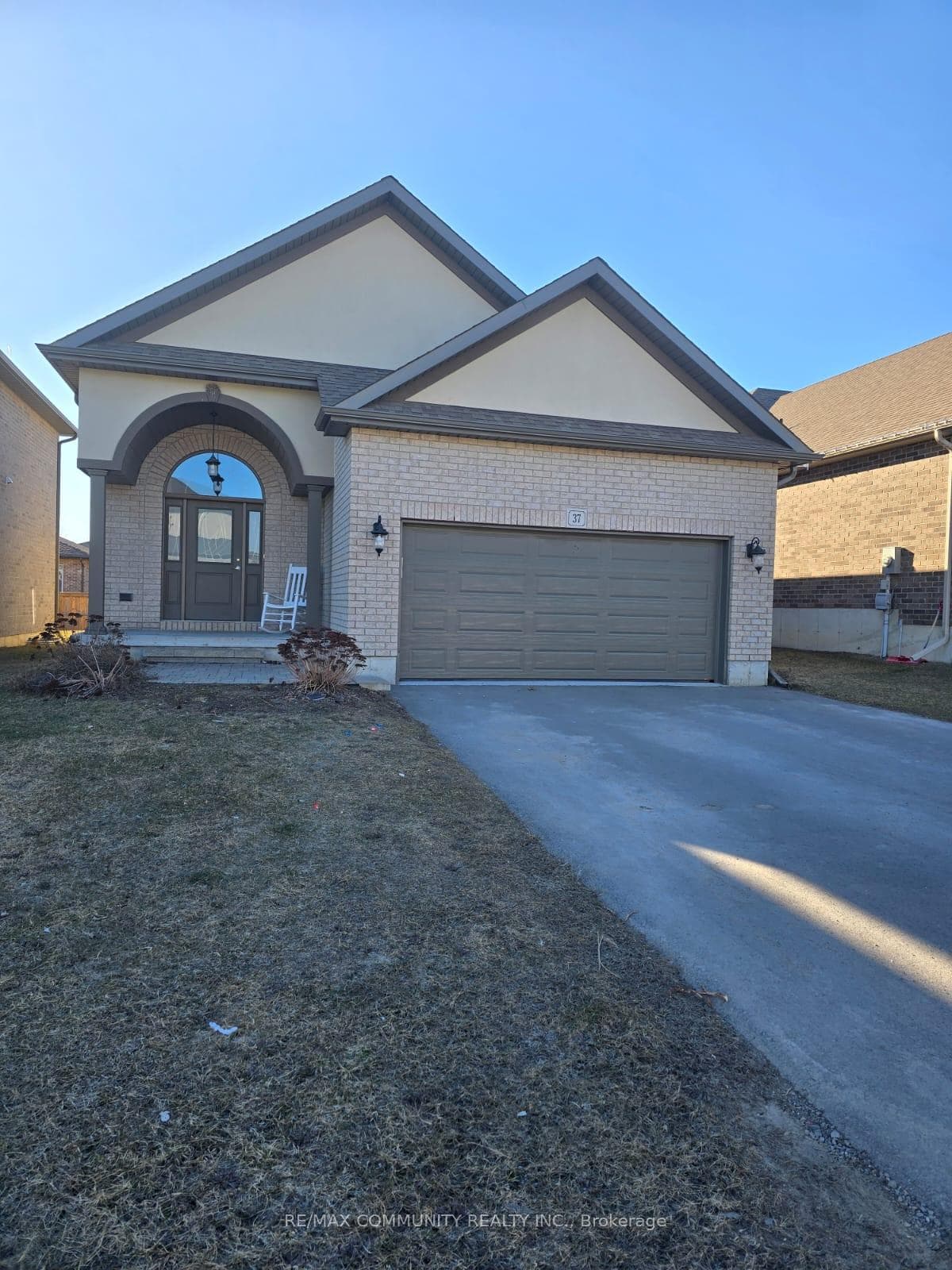 37 Stonecrest Boulevard, Quinte West, ON K8R 0A5 - Photo 1