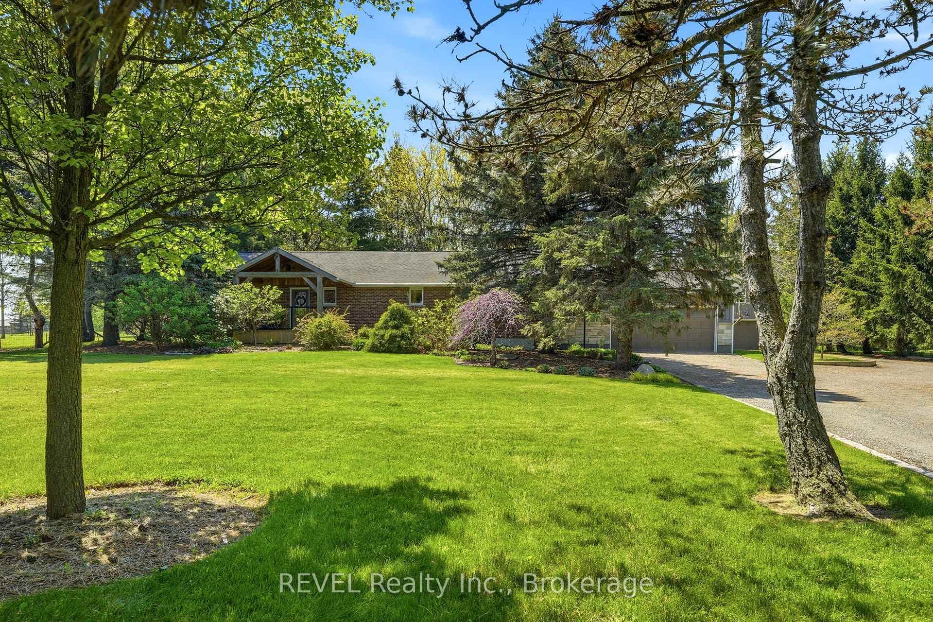 200 Hurricane Road, Pelham