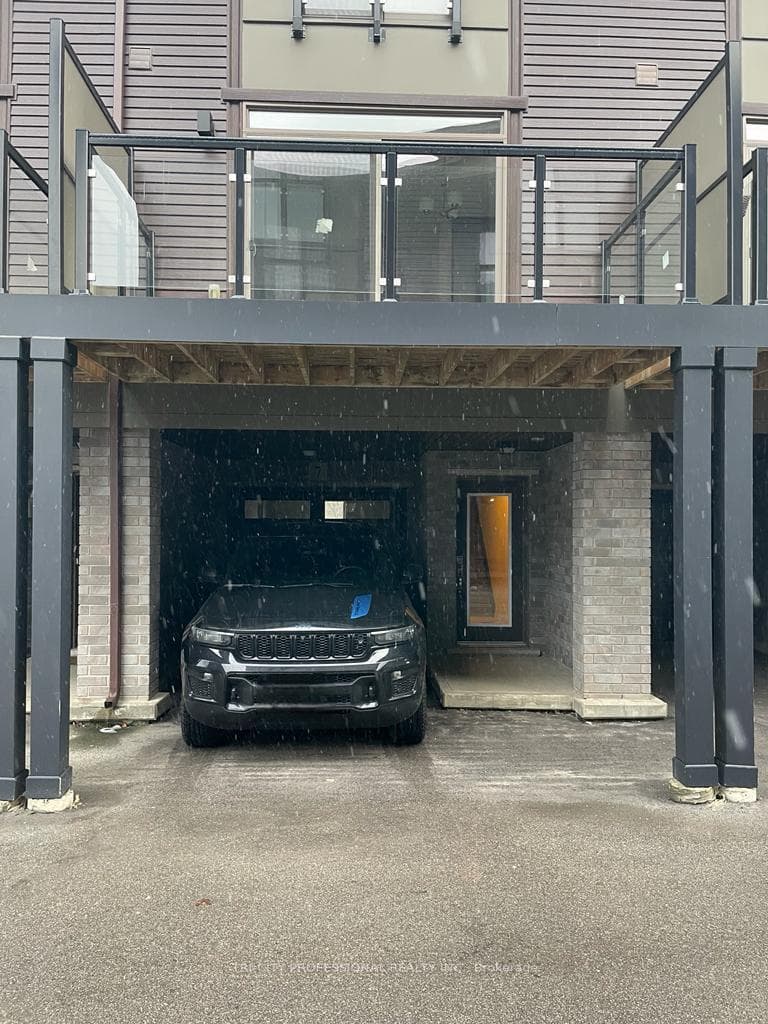 23 Echovalley Drive Unit 7, Hamilton, ON L8J 1R6 - Photo 1