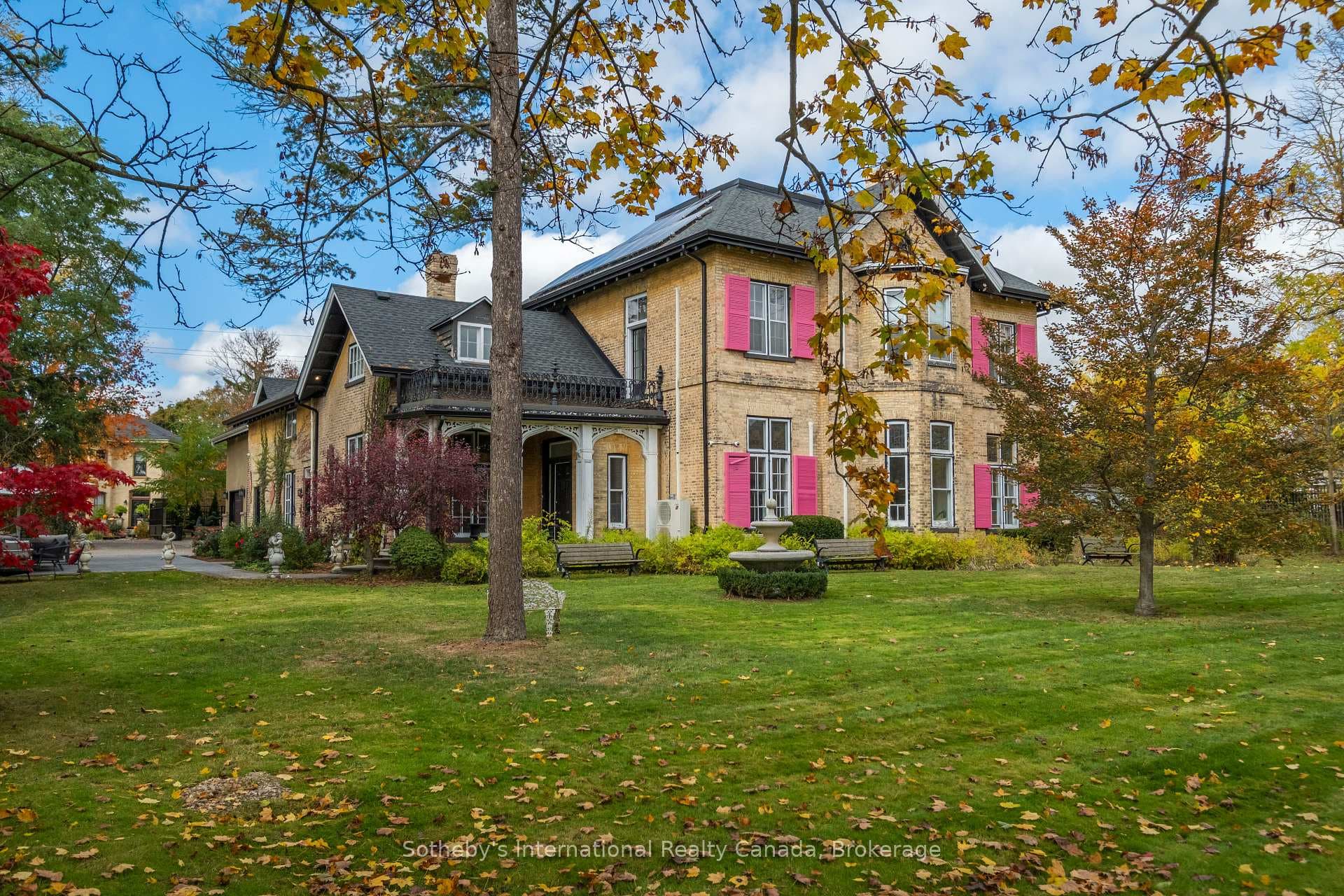 194 Grand River Street, Brant