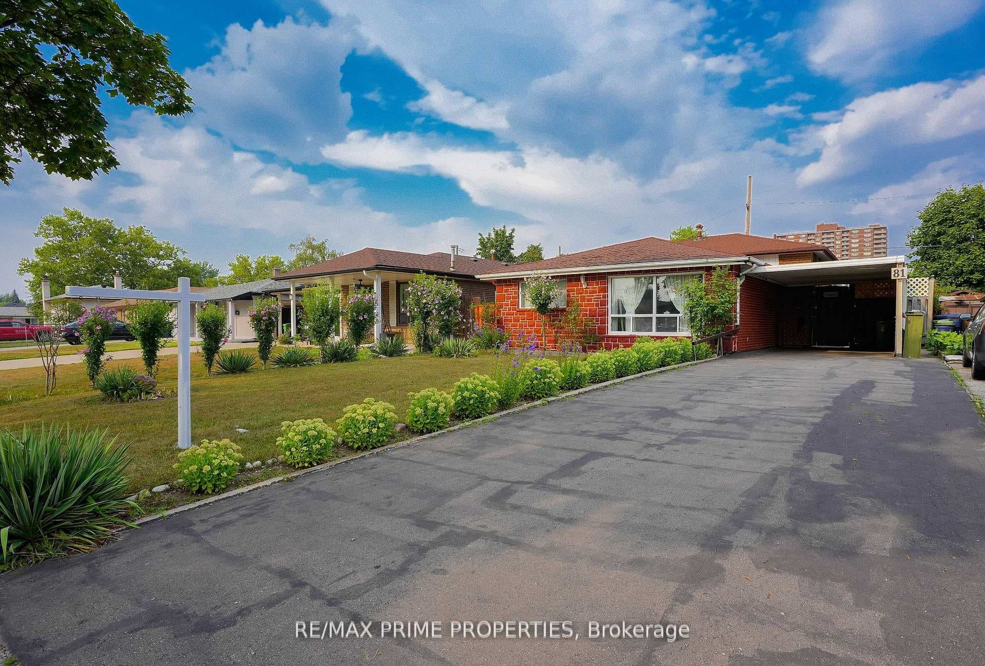 81 Silverstone Drive, Etobicoke (West Mall / Rexdale), ON M9V 3G4 - Photo 1