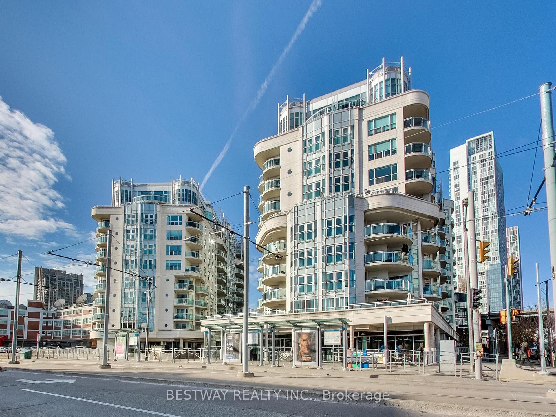 600 Queens Quay Unit 227, Downtown Toronto / Waterfront, ON M5V 3M3 - Photo 1