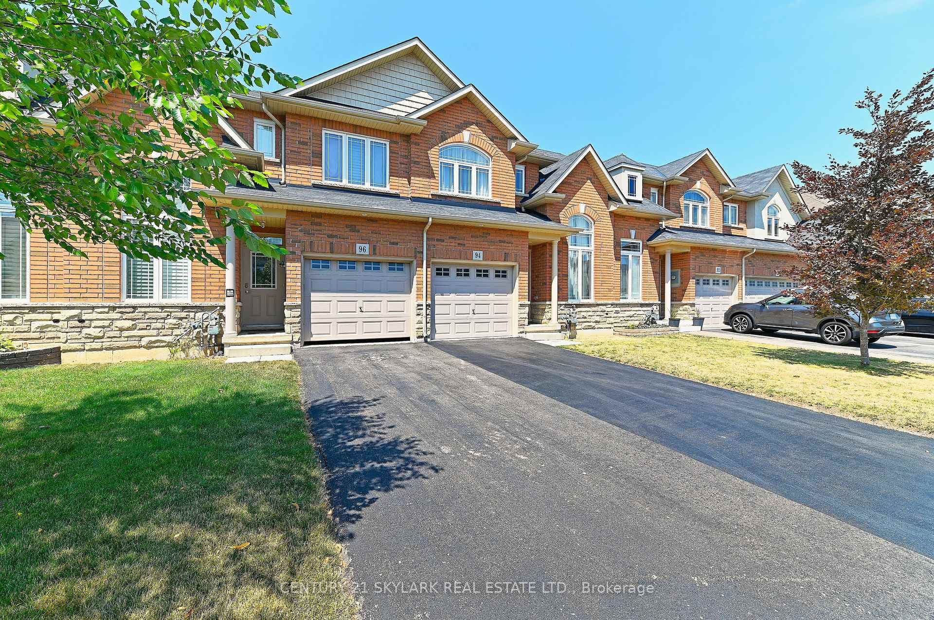 96 CHARLESWOOD Crescent, Hamilton