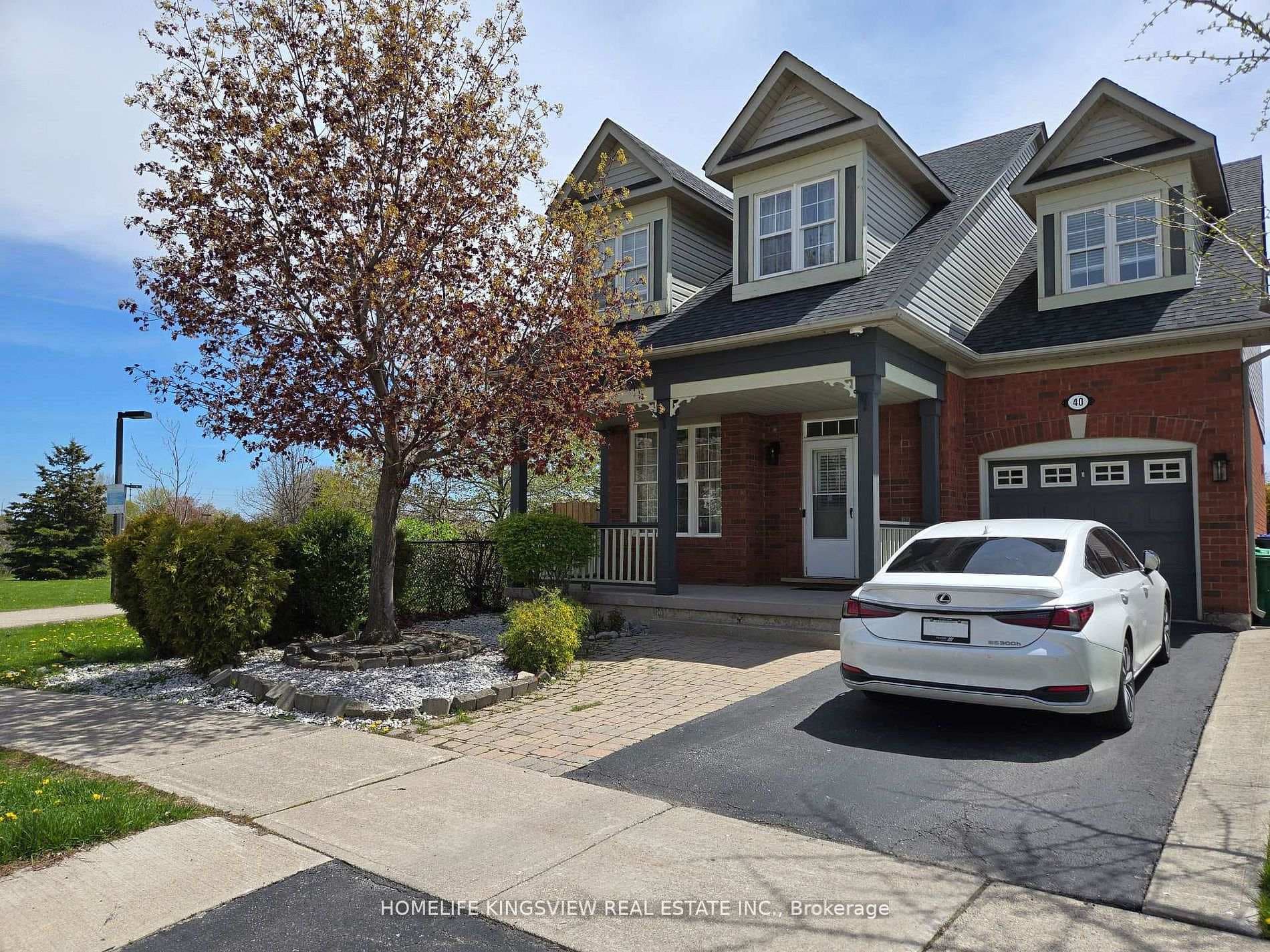 40 Vista Green Crescent, Brampton, ON L7A 2S3 - Photo 1