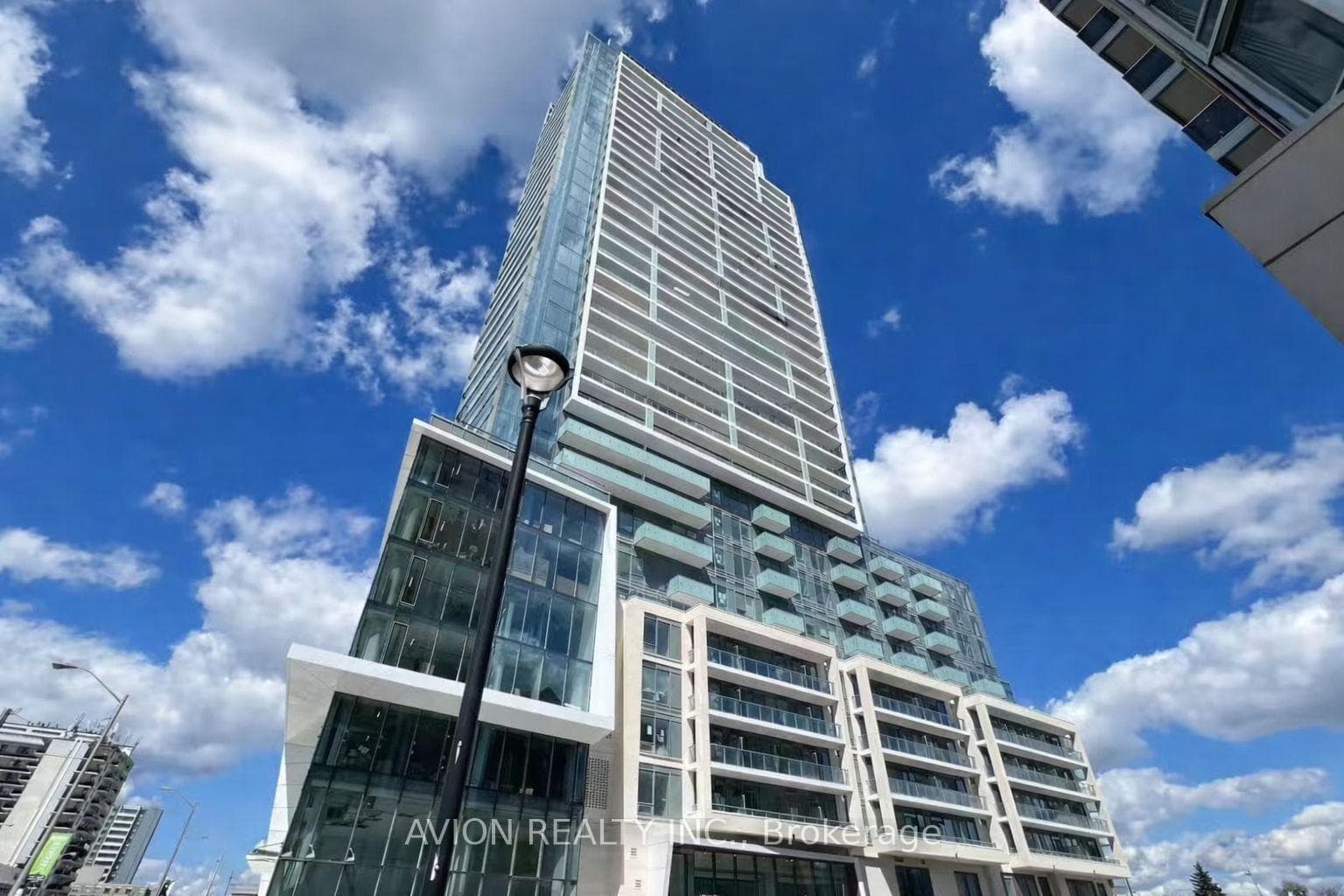 8 OLYMPIC GARDEN Drive Unit S811, Willowdale / Newtonbrook, ON M2M 0B9 - Photo 1