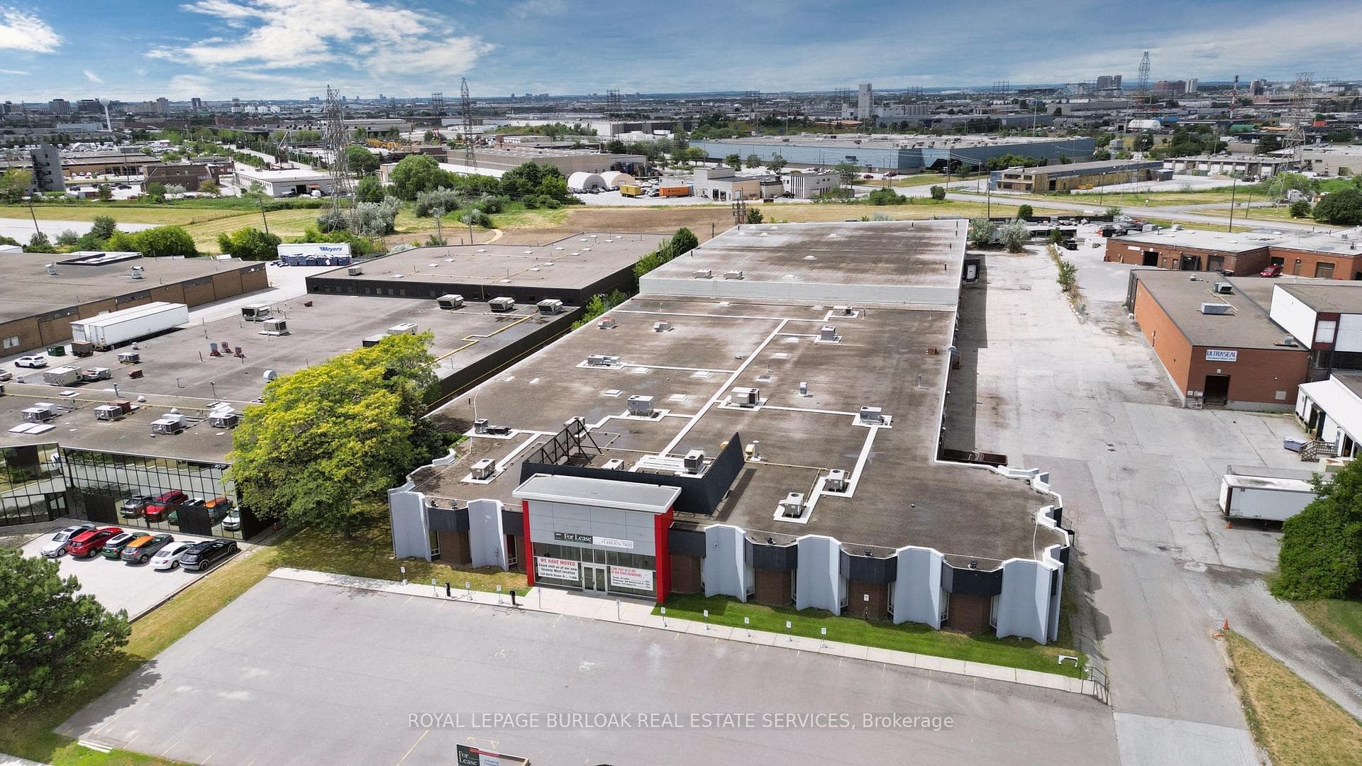 90 Ronson Drive, Etobicoke (West Mall / Rexdale), ON M9W 1B6 - Photo 1