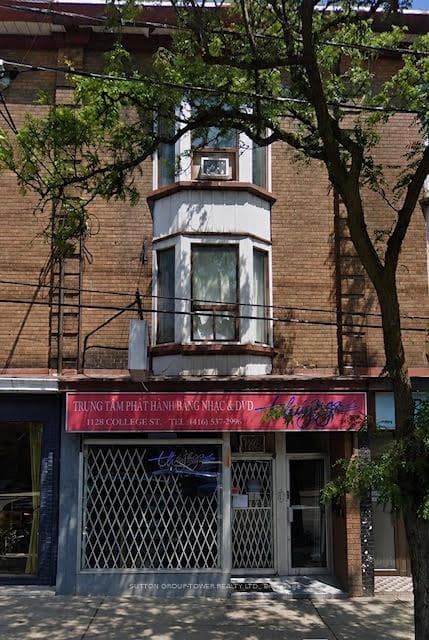 1128 College Street, Toronto C01