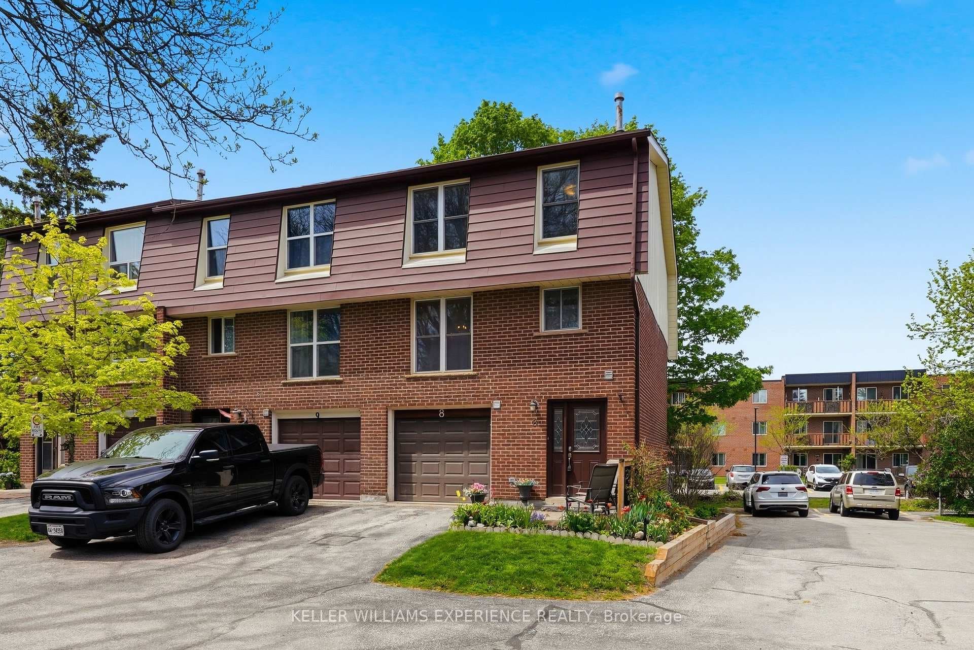 246 Tupper Boulevard Unit 8, New Tecumseth