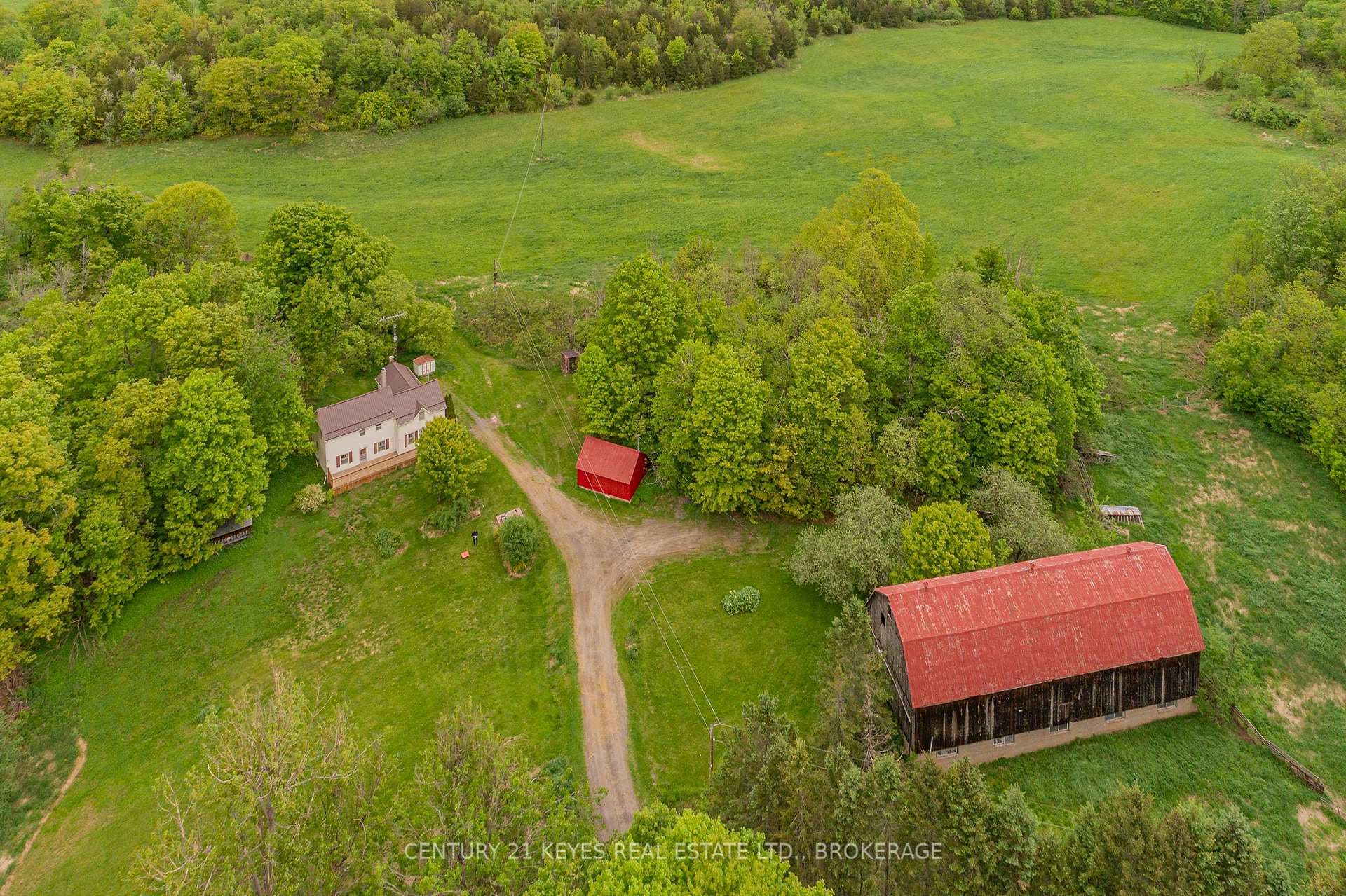670 Gananoque Lake Road, Front of Leeds & Seeleys Bay