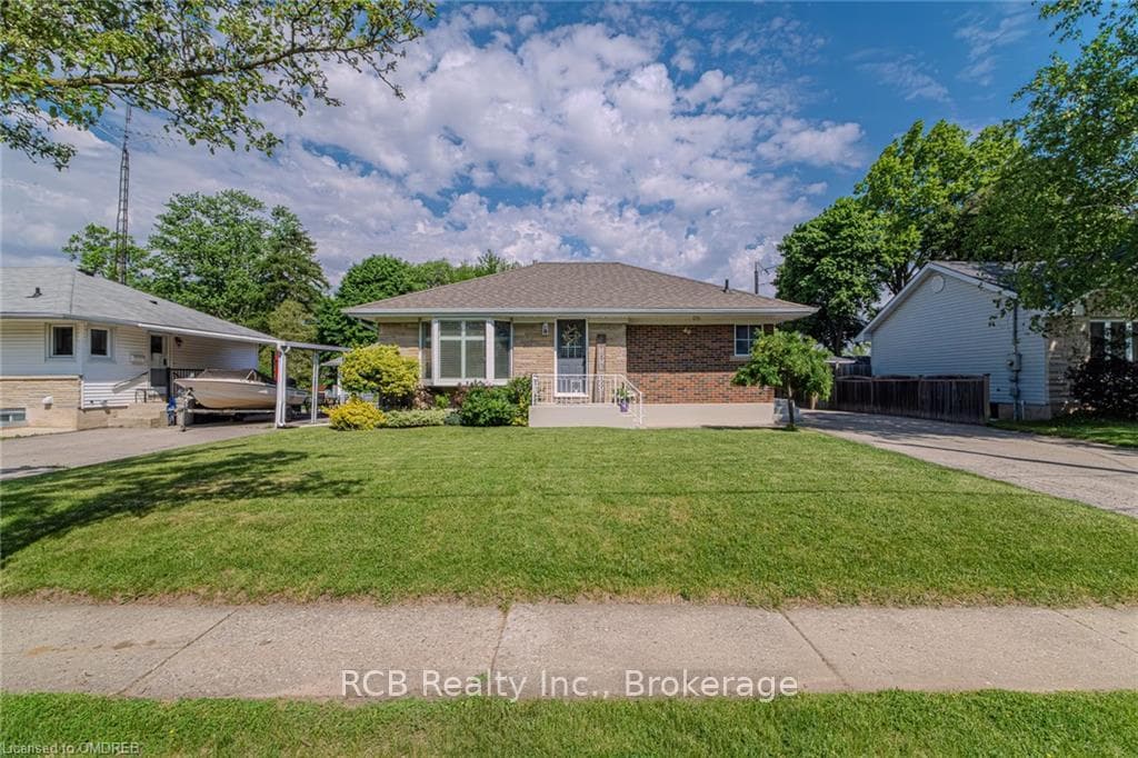 49 EVELYN Street, Brantford, ON N3R 3G8 - Photo 1