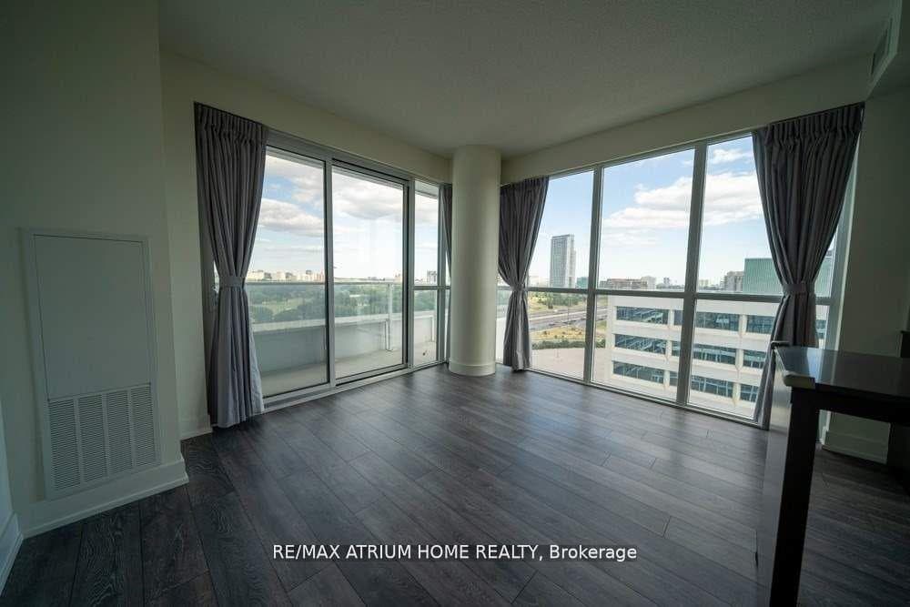 180 Fairview Mall Drive Unit 1012, Hillcrest Village / Bayview Village, ON M2J 0G4 - Photo 1