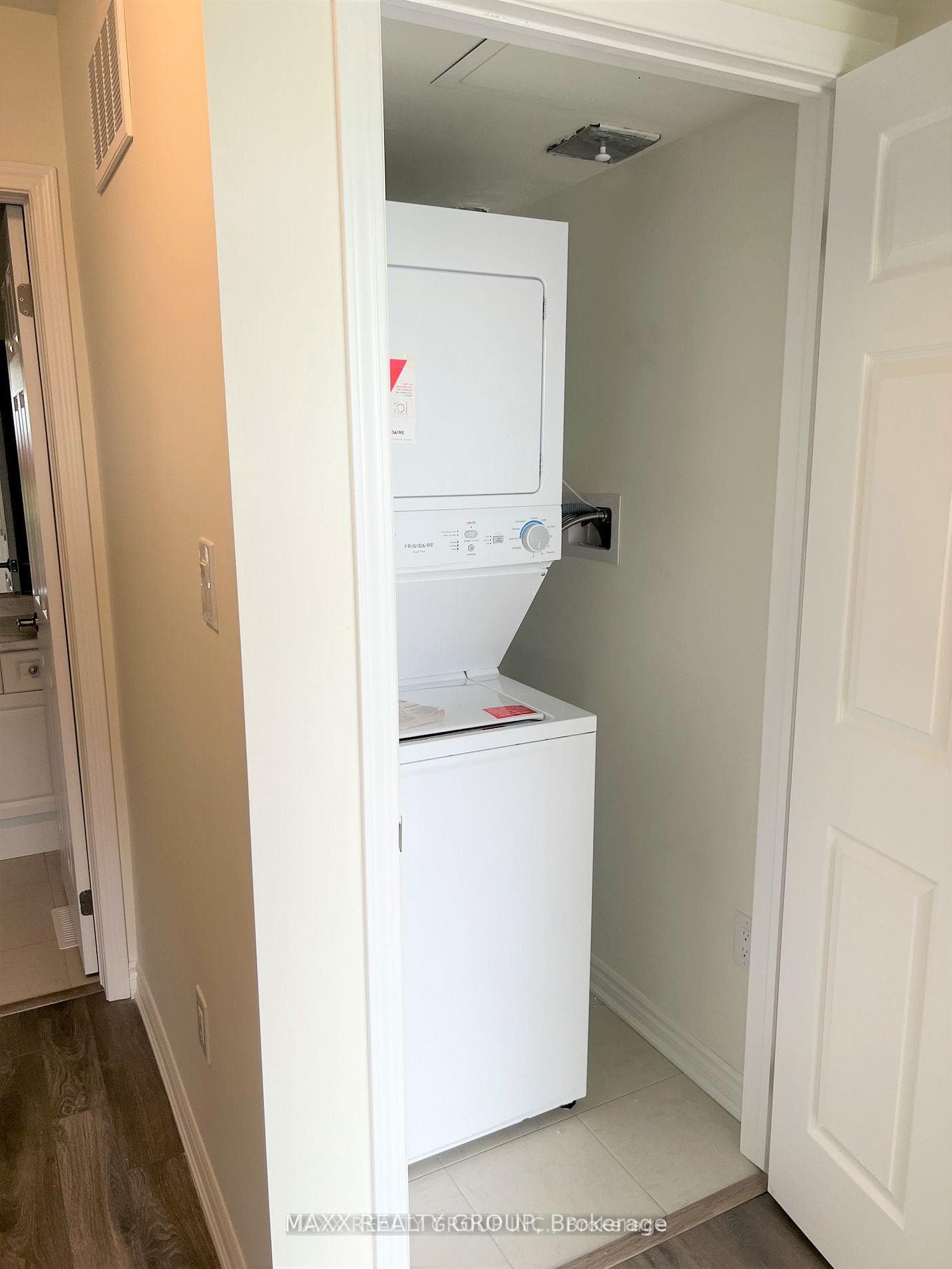 1081 Danforth Road Unit 114, Scarborough Town Centre, ON M1J 0B2 - Photo 1