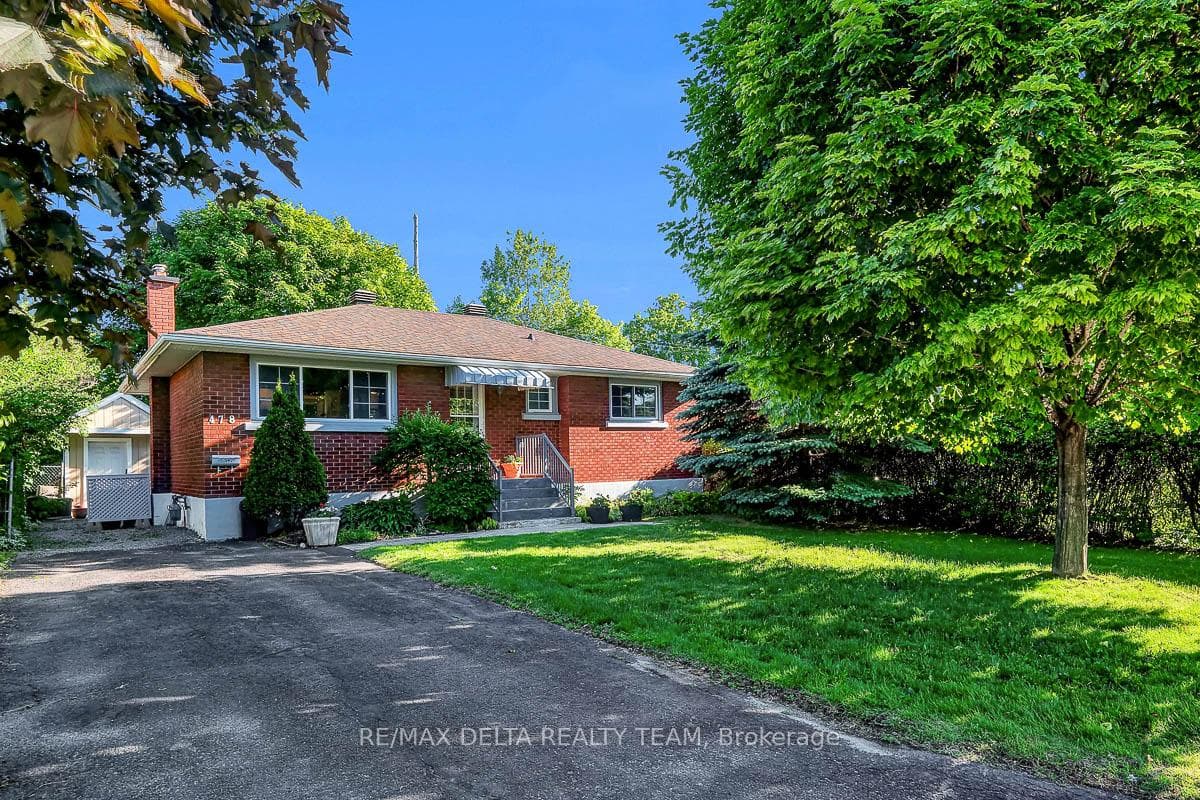 478 Lawson Avenue, Overbrook - Castleheights and Area, ON K1K 1R5 - Photo 1