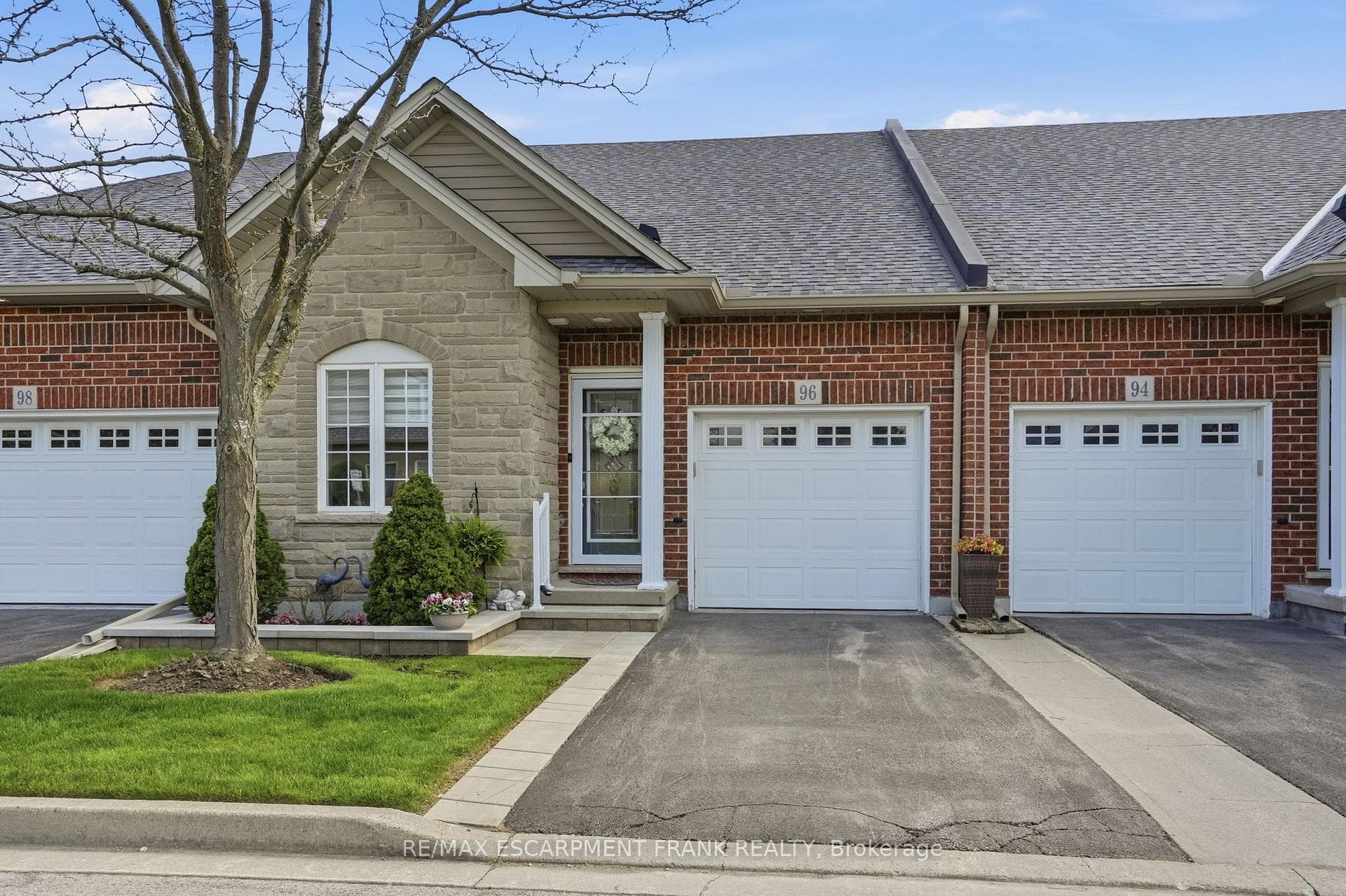 96 Abbotsford Trail, Hamilton