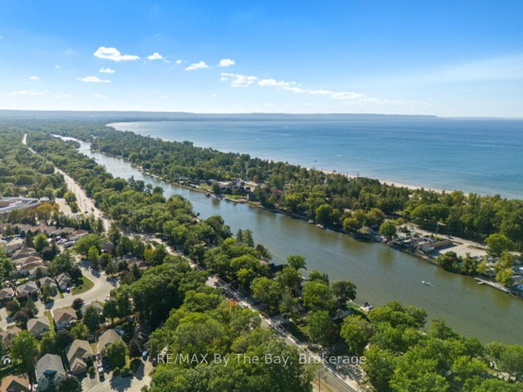 31 Royal Beech Drive, Wasaga Beach, ON L9Z 3C6 - Photo 1