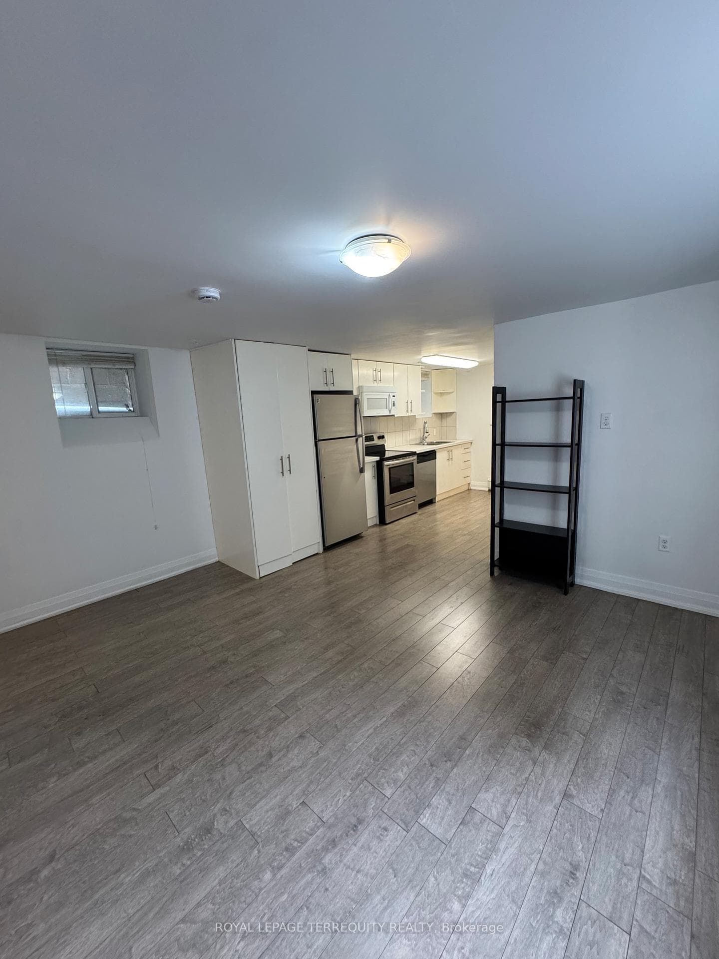 571 Palmerston Avenue Unit Bsmt, Annex / Yorkville / Summerhill, ON M6G 2P6 - Photo 1