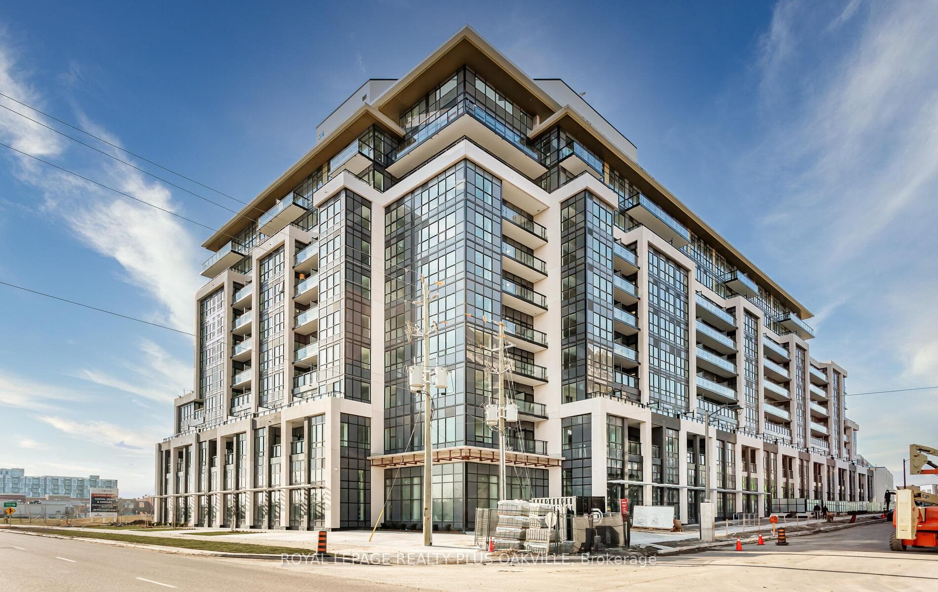 405 Dundas Street Unit 238, Oakville