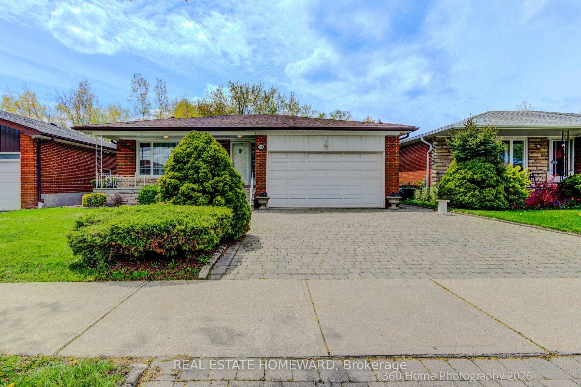 42 Annabelle Drive, Etobicoke (West Mall / Rexdale), ON M9V 3B6 - Photo 1
