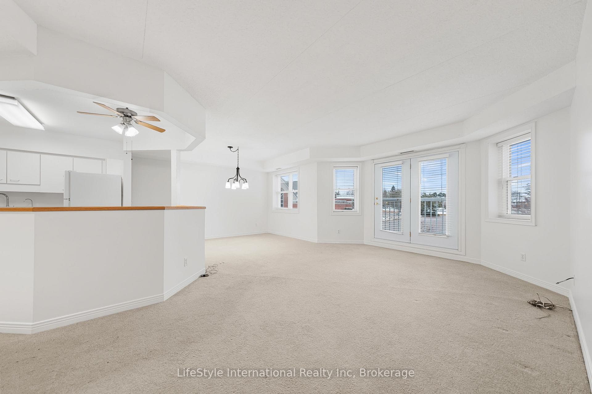 208 Silvercreek Parkway Unit 205, Guelph, ON N1H 8H2 - Photo 1