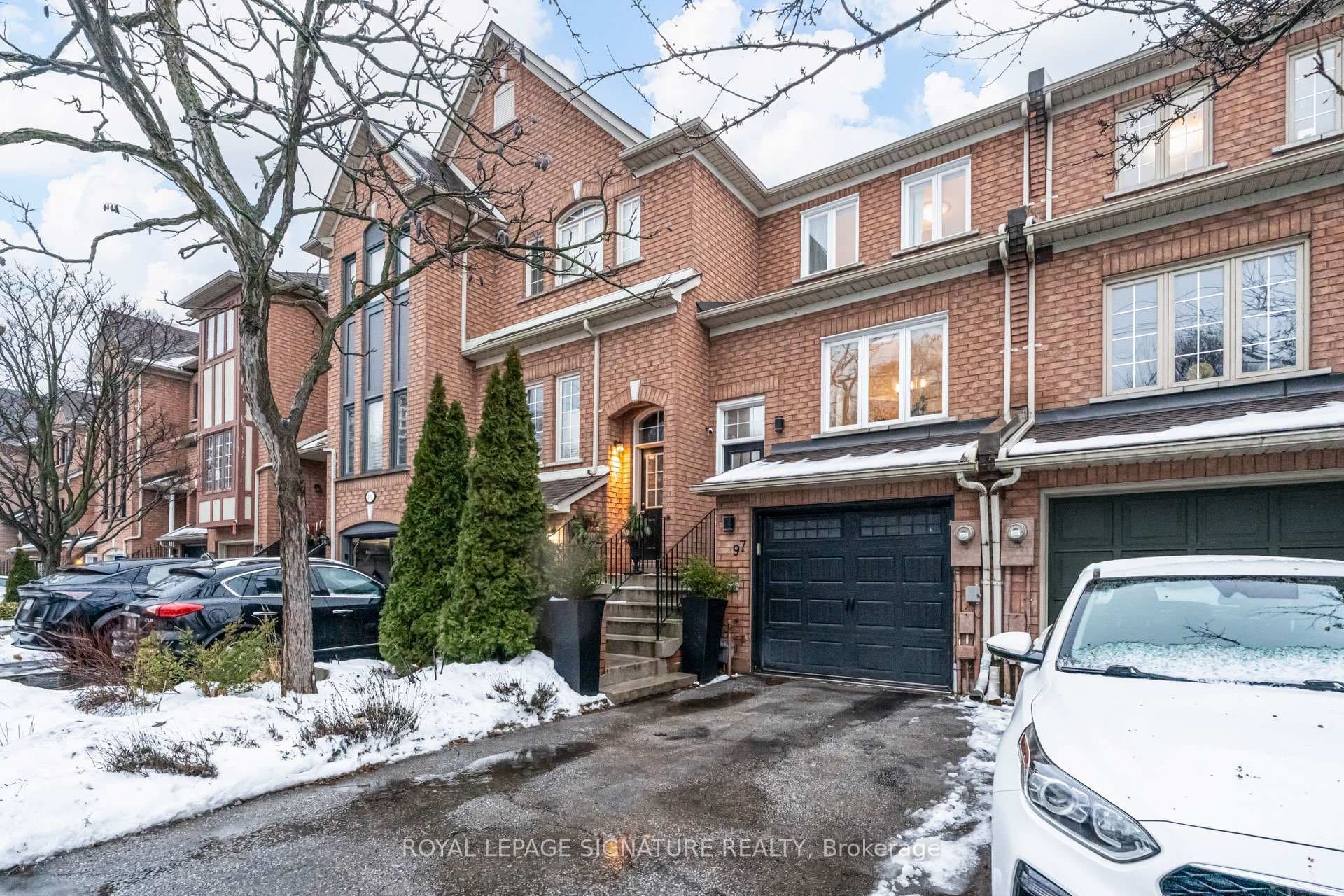 97 Harbourview Crescent, Liberty Village / Parkdale / South Parkdale, ON M8V 4B1 - Photo 1