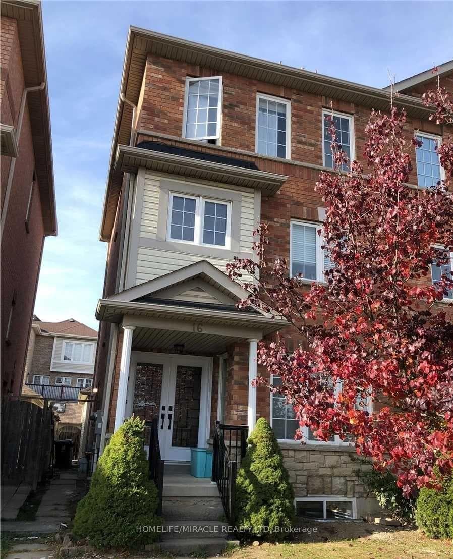 16 Janda Court, Etobicoke (West Mall / Rexdale), ON M9W 0A4 - Photo 1