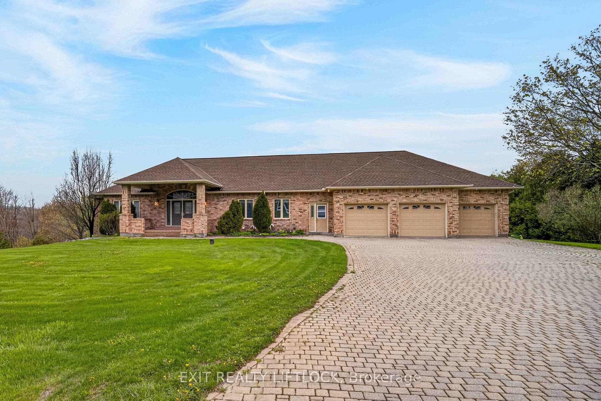2045 Campbell Avenue, Cavan Monaghan