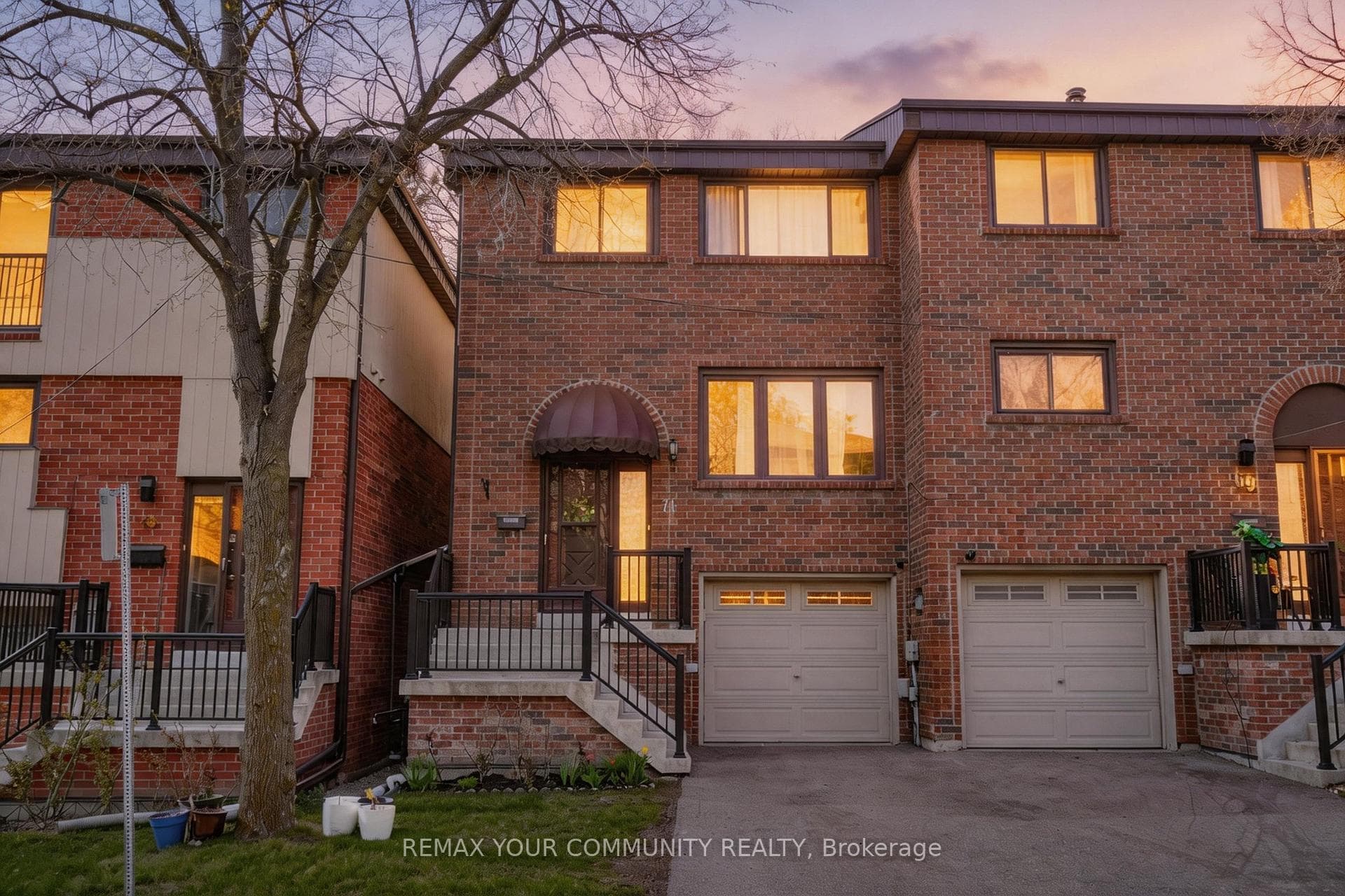 71 Maple Branch Path, Etobicoke (Kingsview Village / Humber Heights), ON M9P 3T4 - Photo 1