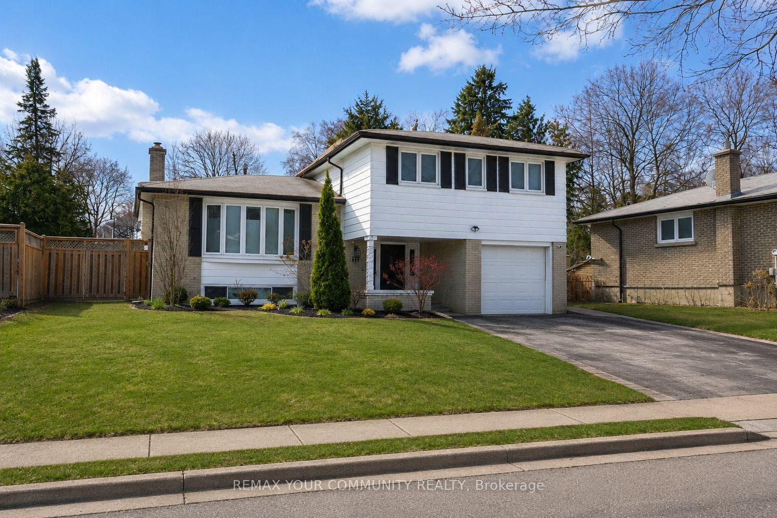 107 Orchard Heights N/A, Aurora