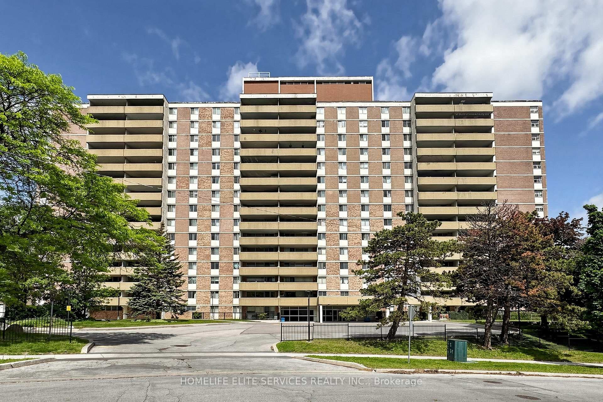 120 Dundalk Drive Unit 408, Dorset Park / Kennedy Park, ON M1P 4V9 - Photo 1