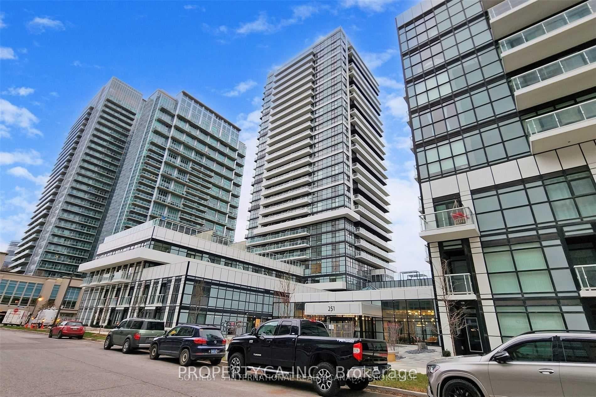 251 Manitoba Street Unit 1801, Liberty Village / Parkdale / South Parkdale, ON M8Y 0C7 - Photo 1