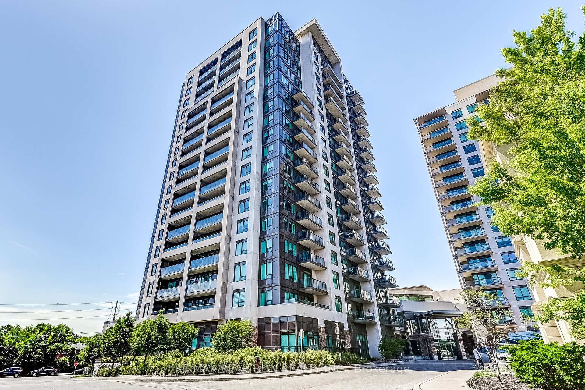 1215 Bayly Street Unit 205, Pickering, ON L1W 1L7 - Photo 1