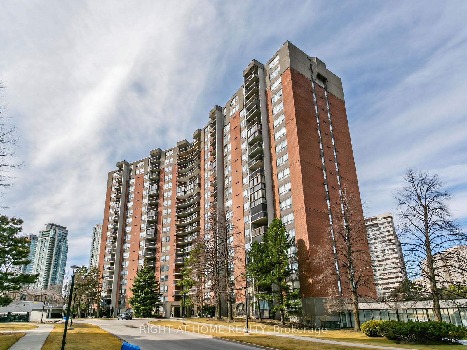 20 Mississauga Valley Boulevard Unit 1509, Mississauga, ON L5A 3S1 - Photo 1