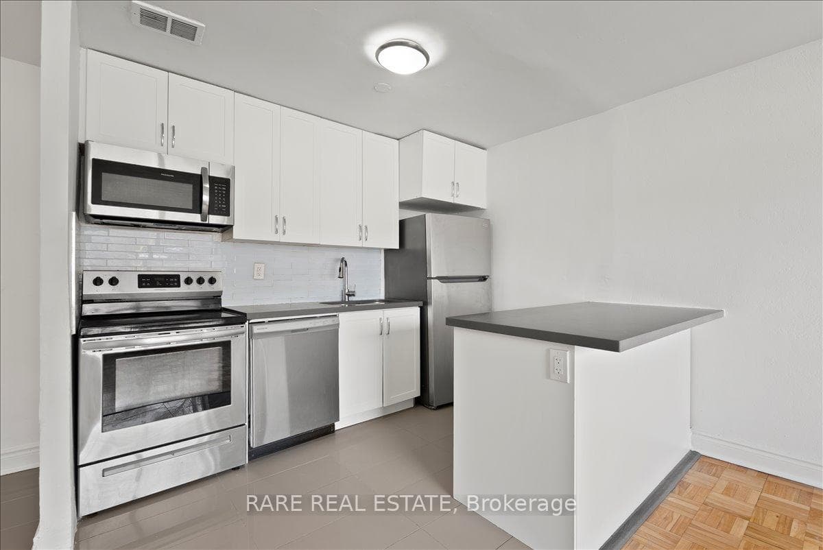 3101 Eglinton Ave Avenue Unit 103, Scarborough Town Centre, ON M1J 2G3 - Photo 1