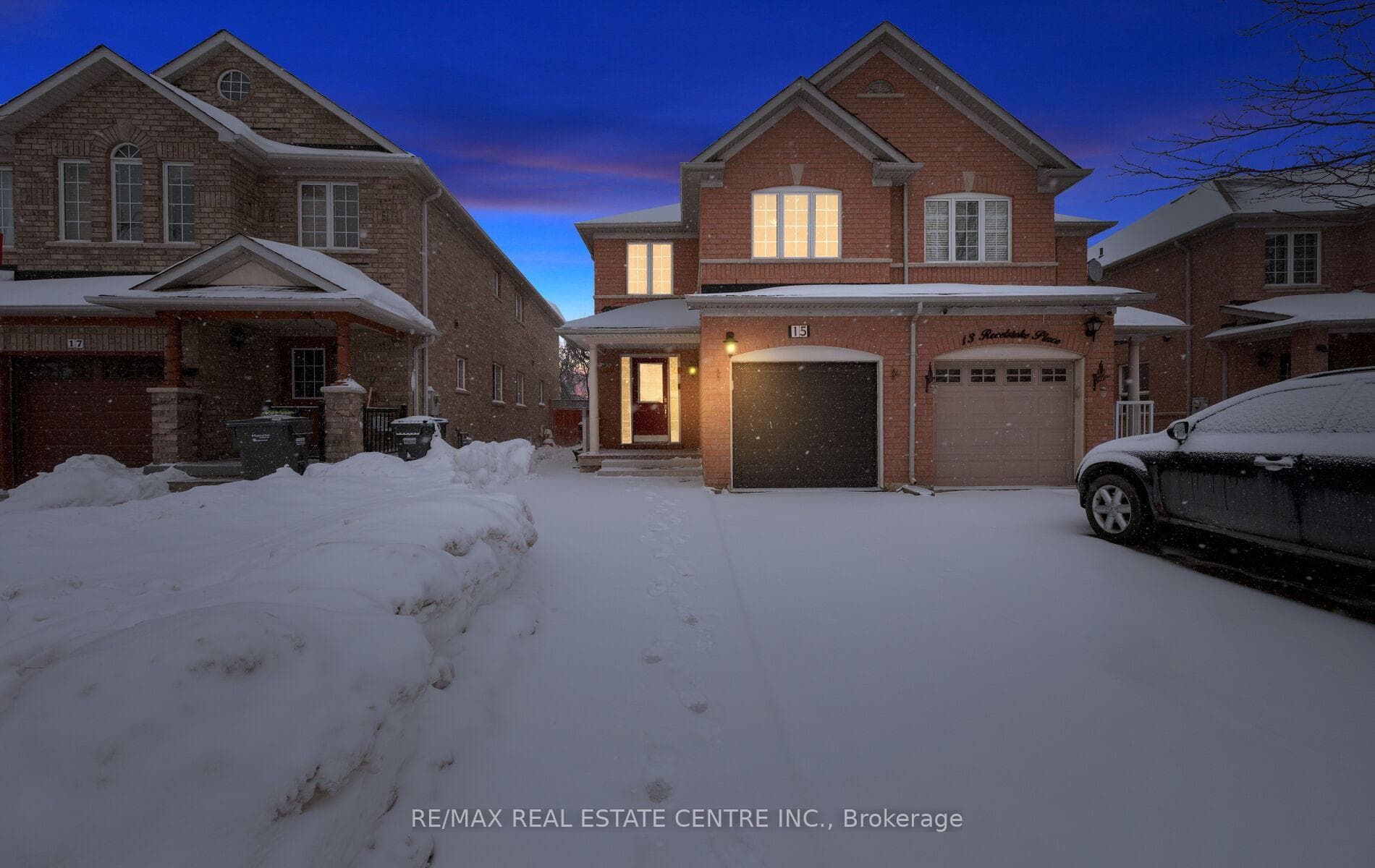 15 Revelstoke Place, Brampton, ON L6R 3G3 - Photo 1