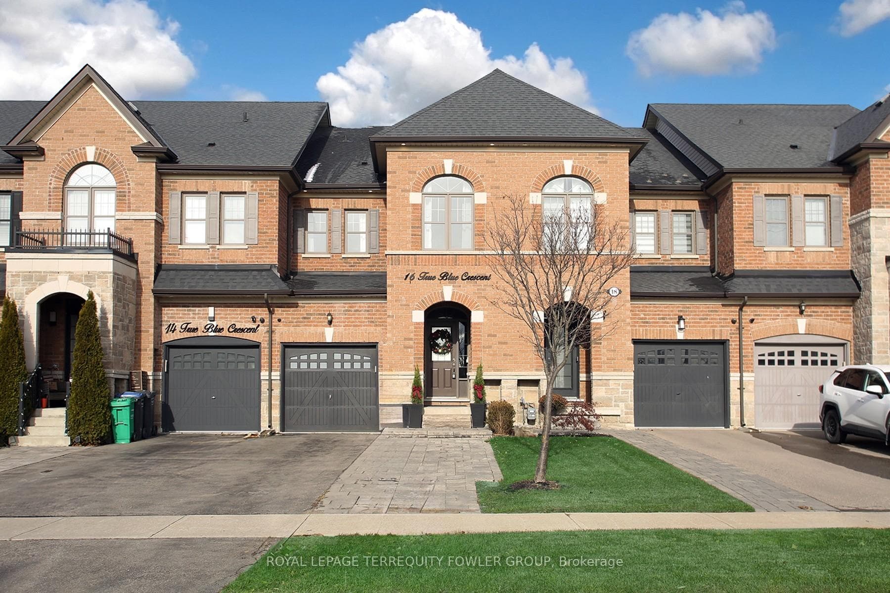 16 True Blue Crescent, Caledon