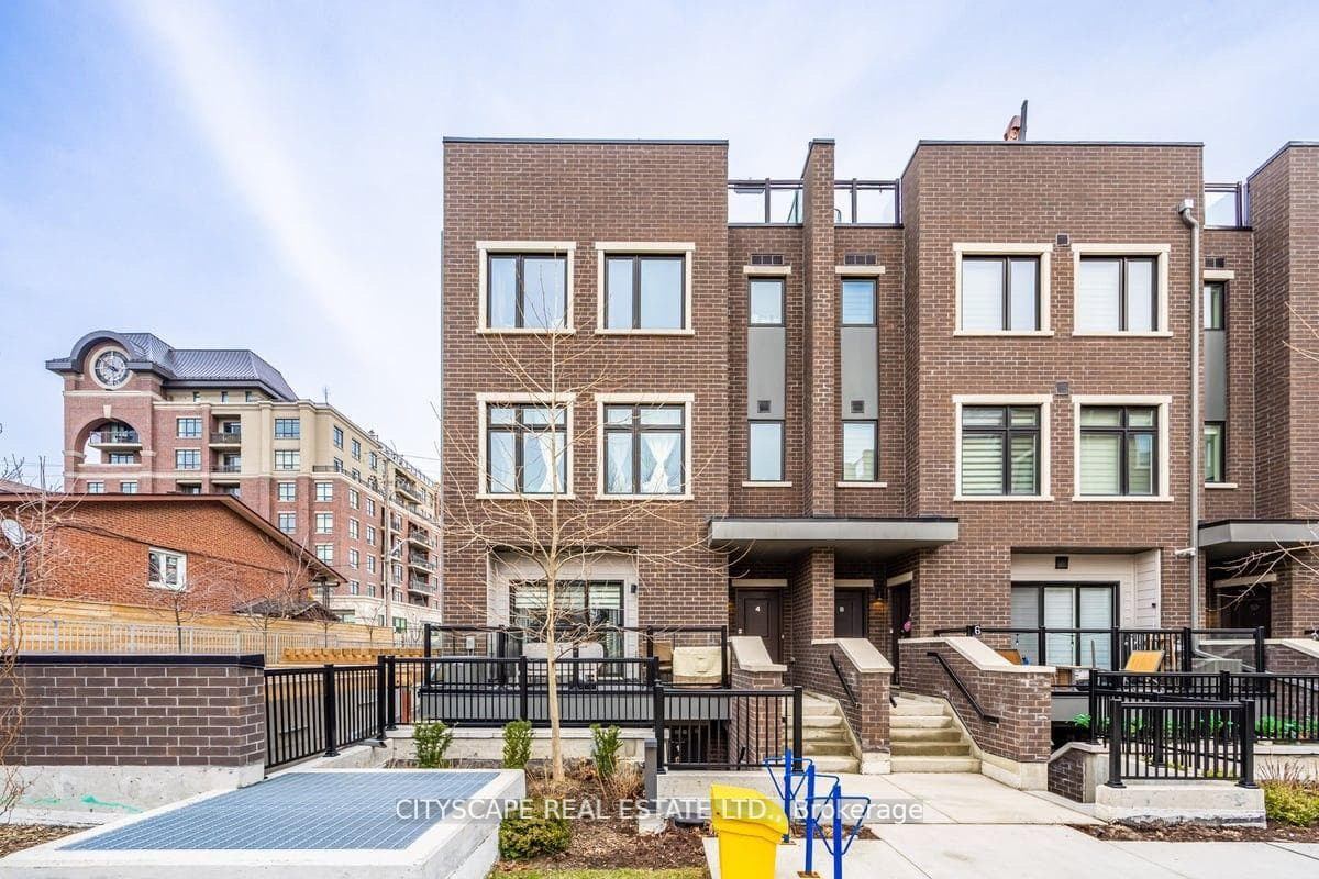 66 Longbranch Avenue Unit 1, Liberty Village / Parkdale / South Parkdale, ON M8W 3J4 - Photo 1