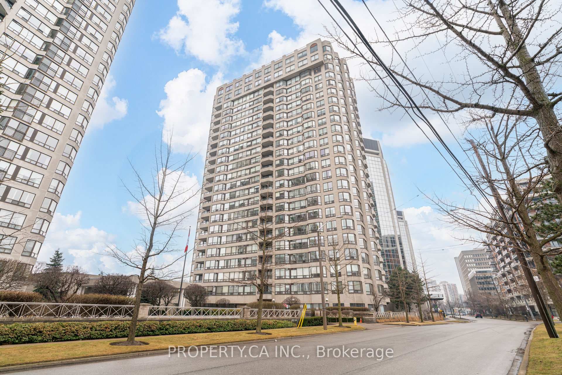 1 Aberfoyle Crescent Unit 410, Etobicoke (Islington / Rexdale), ON M8X 2X8 - Photo 1
