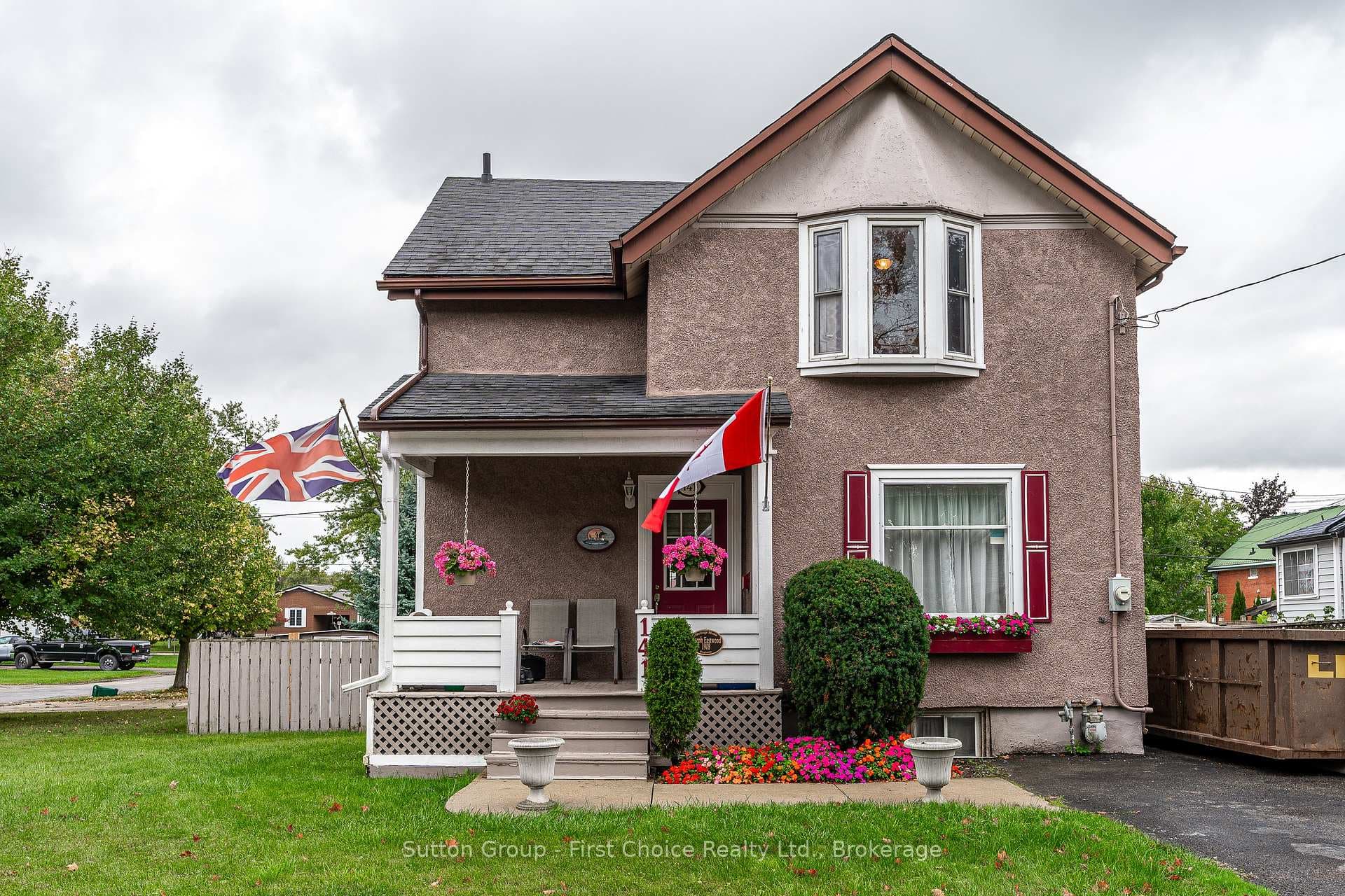 141 Perth Street, Stratford, ON N5A 3Y1 - Photo 1
