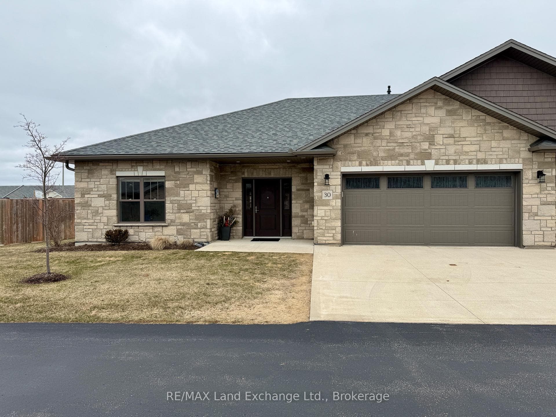 1380 Sqft Condo Built in 2020