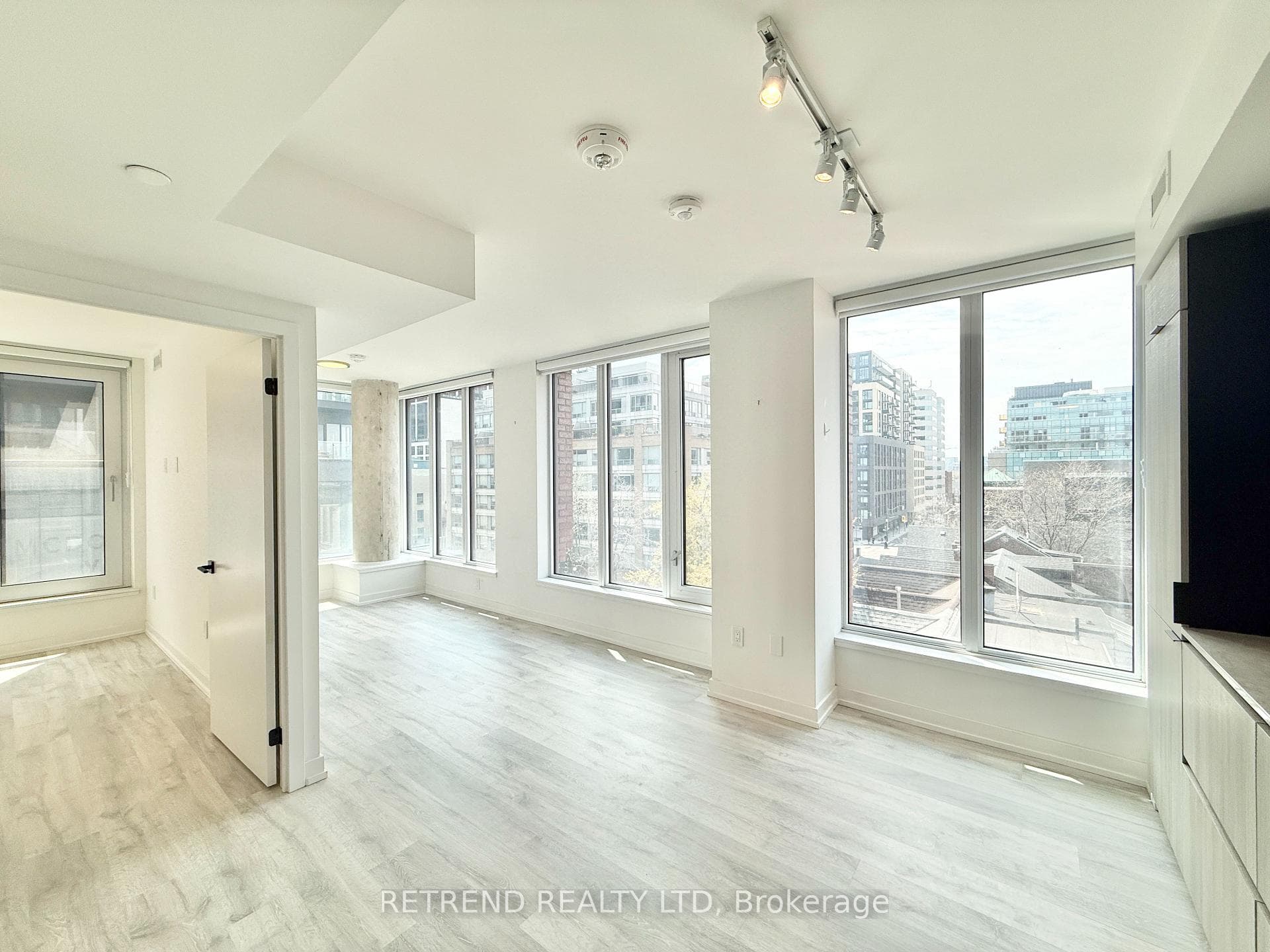 2 Augusta Avenue Unit 508, Toronto C01