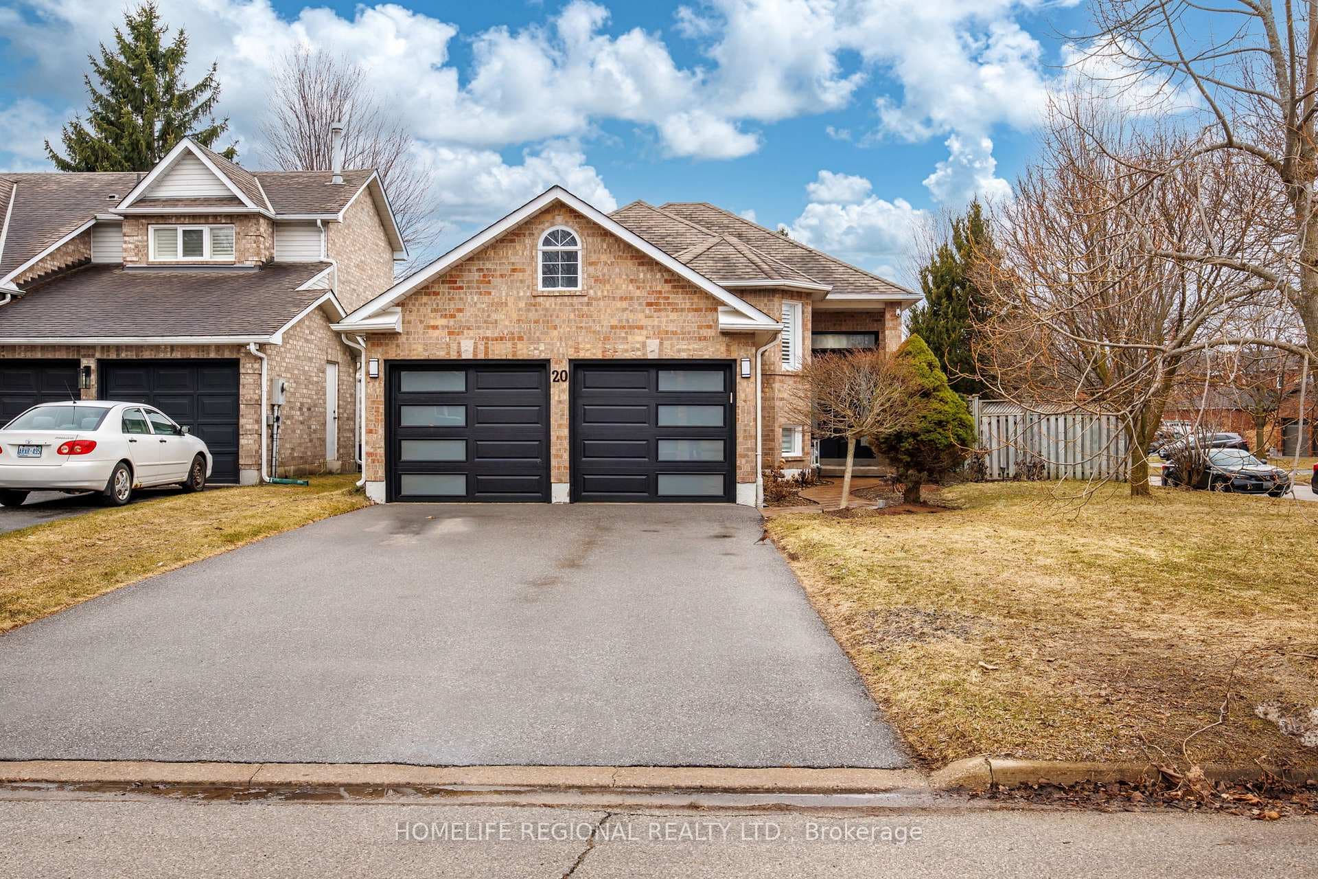 20 Ruddell Crescent, Halton Hills, ON L7G 5N4 - Photo 1