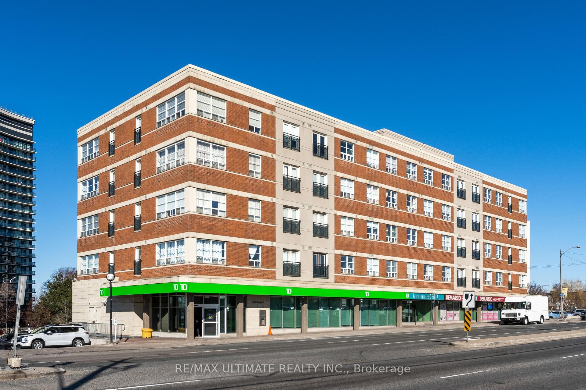 1415 Lawrence Avenue Unit 406, York / Weston, ON M6L 1A9 - Photo 1